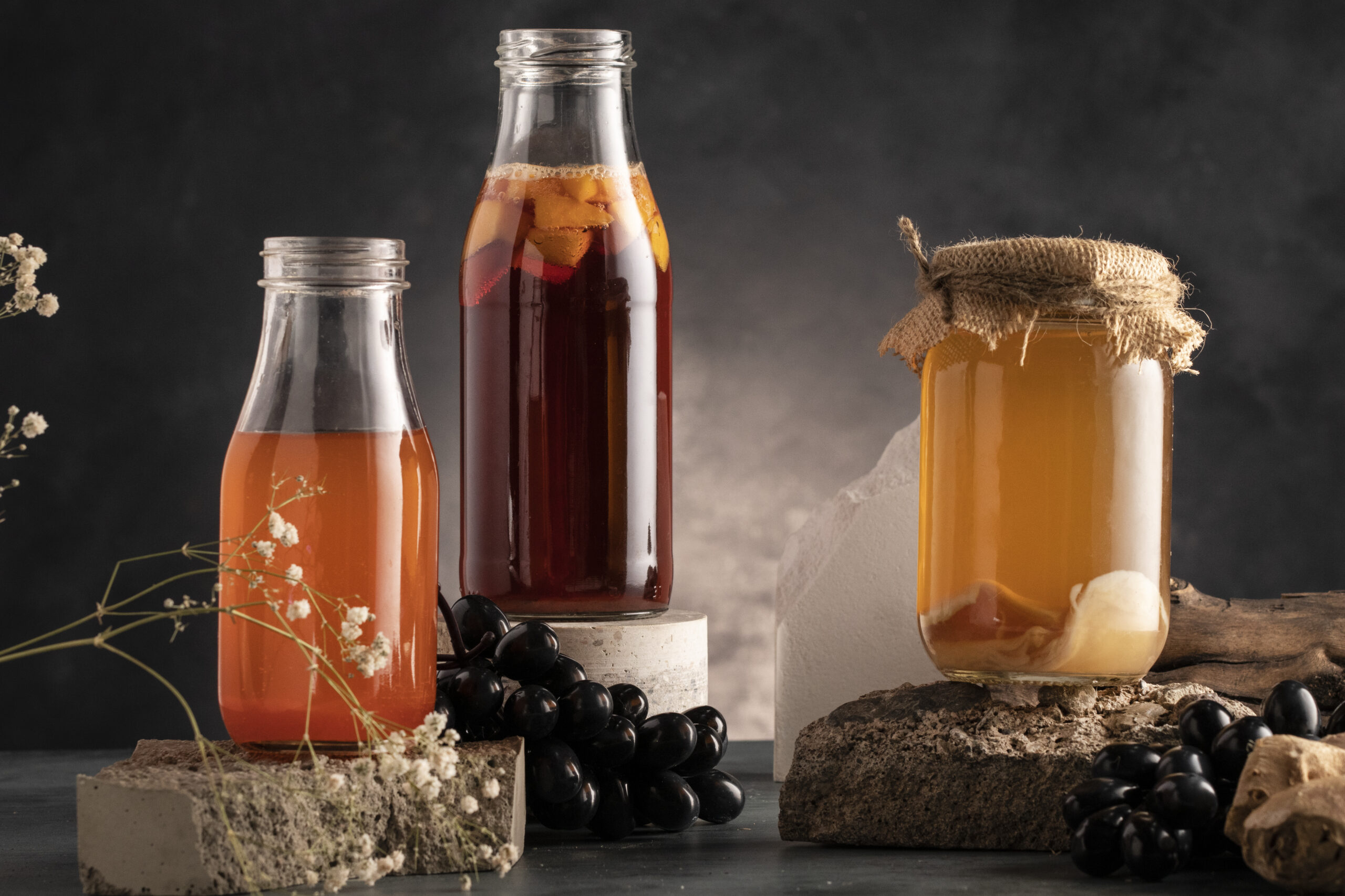 Glass Bottle Handle, Glass Bottle Wholesale, Glass Packaging Supply, Glass Bottle Manufacturer